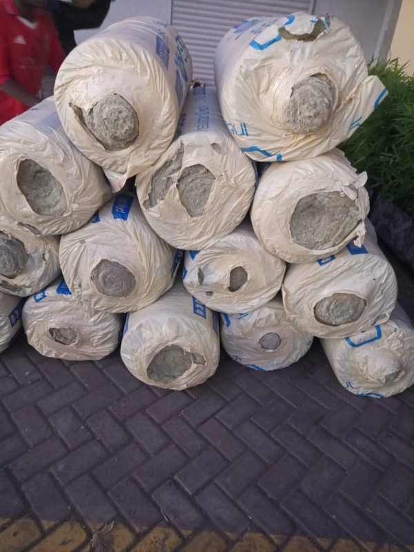 High Density (100kg/m3) Rockwool (Mineral wool) Insulation Blanket 6mx1mx50mm with mesh in Nairobi Kenya