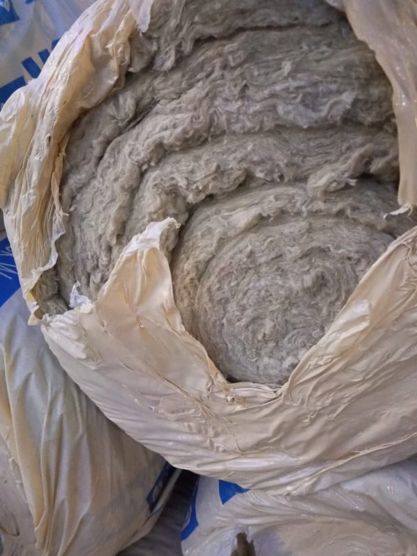High Density (100kg/m3) Rockwool (Mineral wool) Insulation Blanket 6mx1mx50mm with mesh in Nairobi Kenya