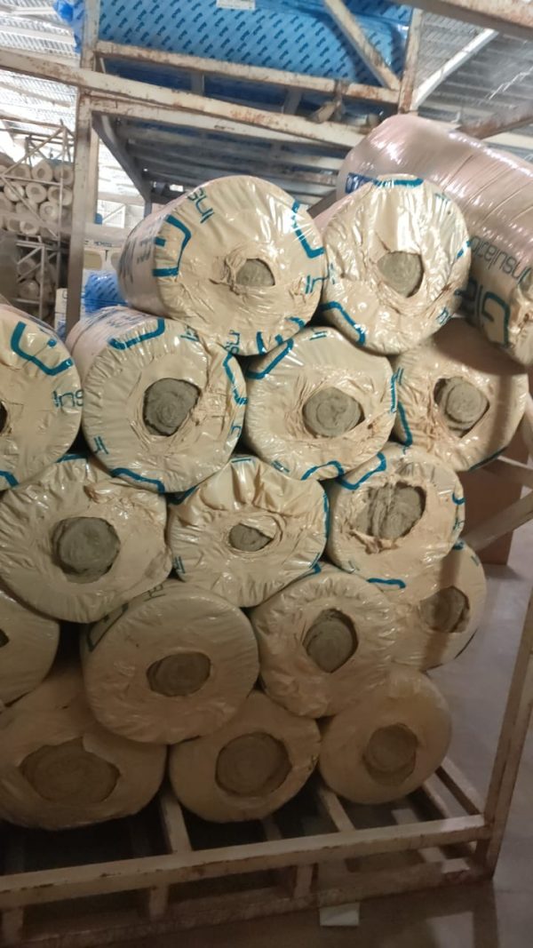 High Density (100kg/m3) Rockwool (Mineral wool) Insulation Blanket 6mx1mx50mm with mesh in Nairobi Kenya