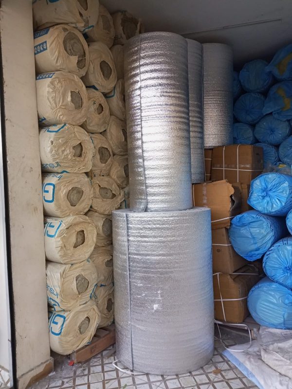 High Density (100kg/m3) Rockwool (Mineral wool) Insulation Blanket 6mx1mx50mm with mesh in Nairobi Kenya