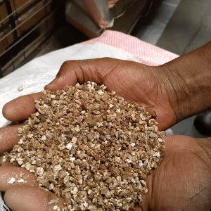 Vermiculite insulation